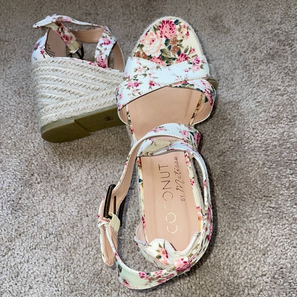 Coconuts by Matisse, 6M - Picture 1 of 7